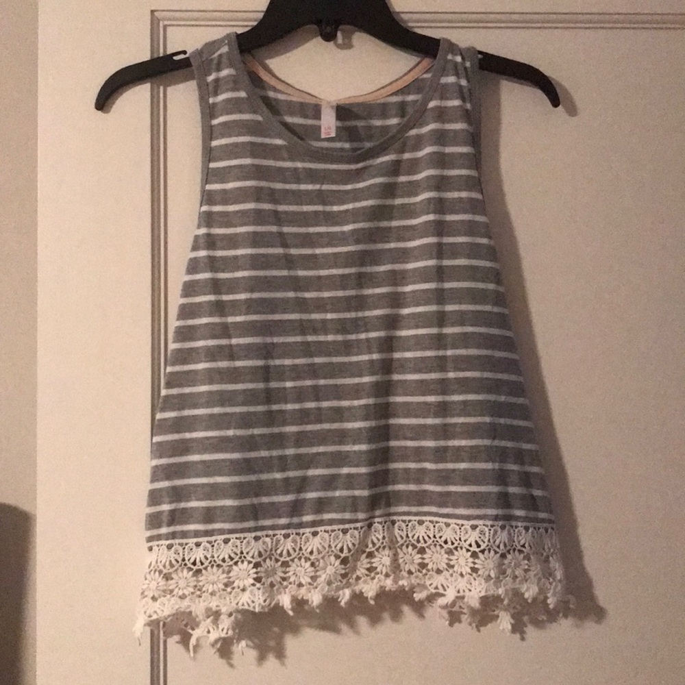 striped lace crop top!